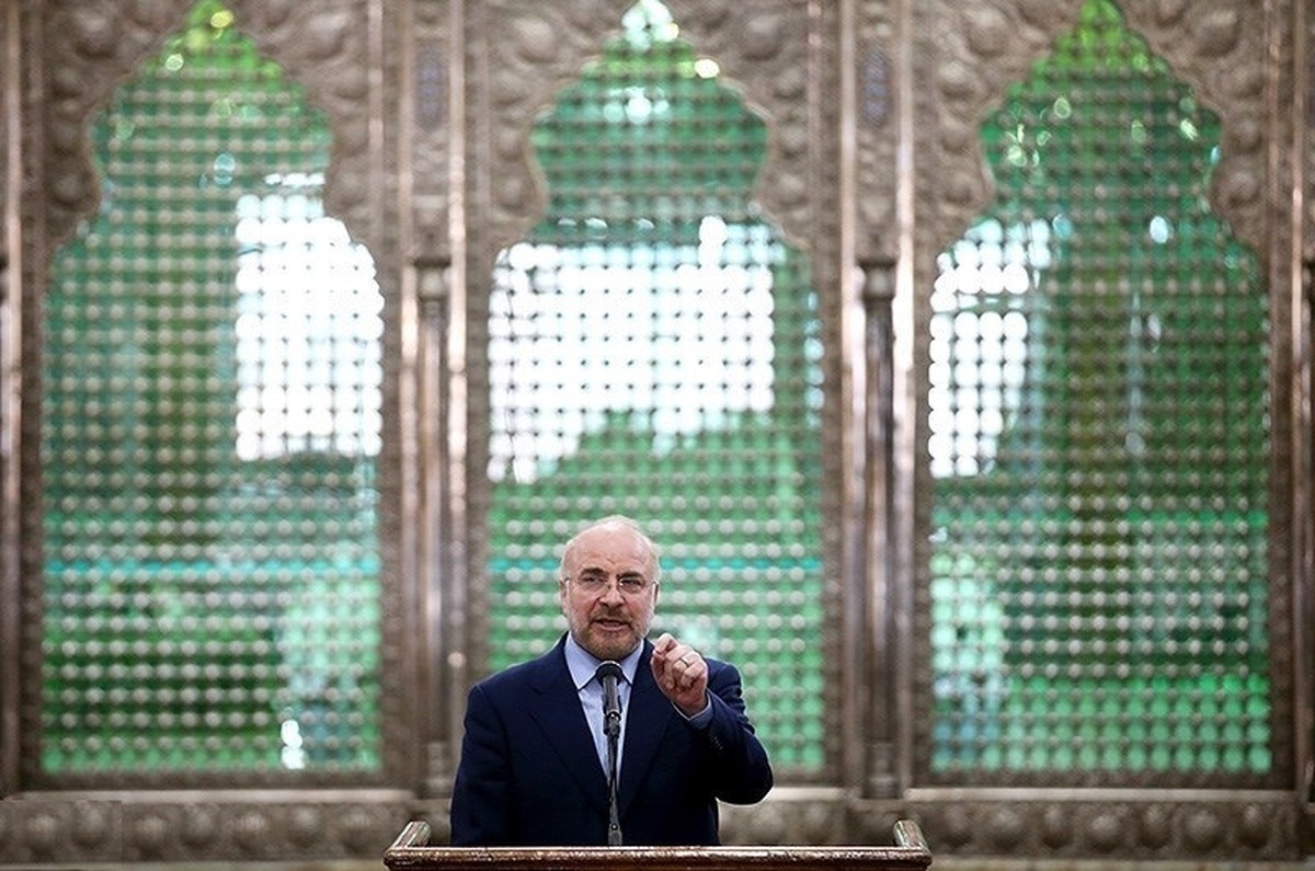 رئیس و نمایندگان مجلس شورای اسلامی با آرمان‌های امام خمینی(ره) تجدید بیعت کردند