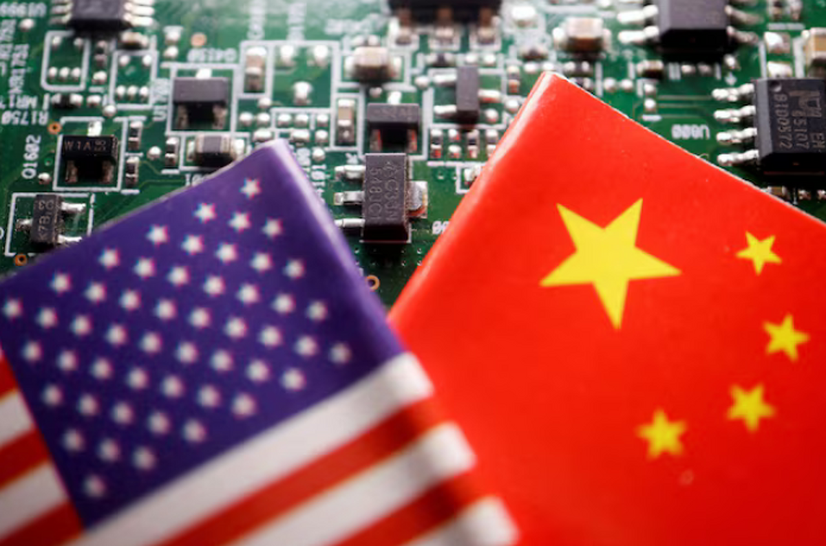 آمریکا دسترسی چین به نرم افزار‌های هوش مصنوعی را محدود می‌کند