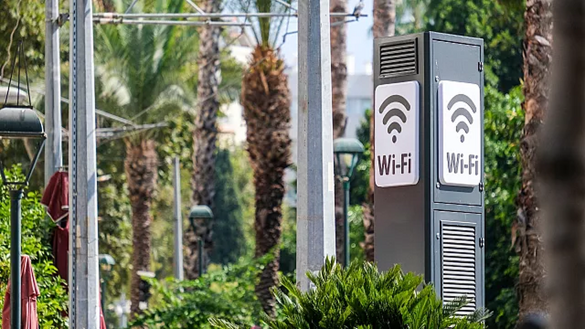 آّیا «وای‌فای Wi-Fi»  اصلا معنایی دارد