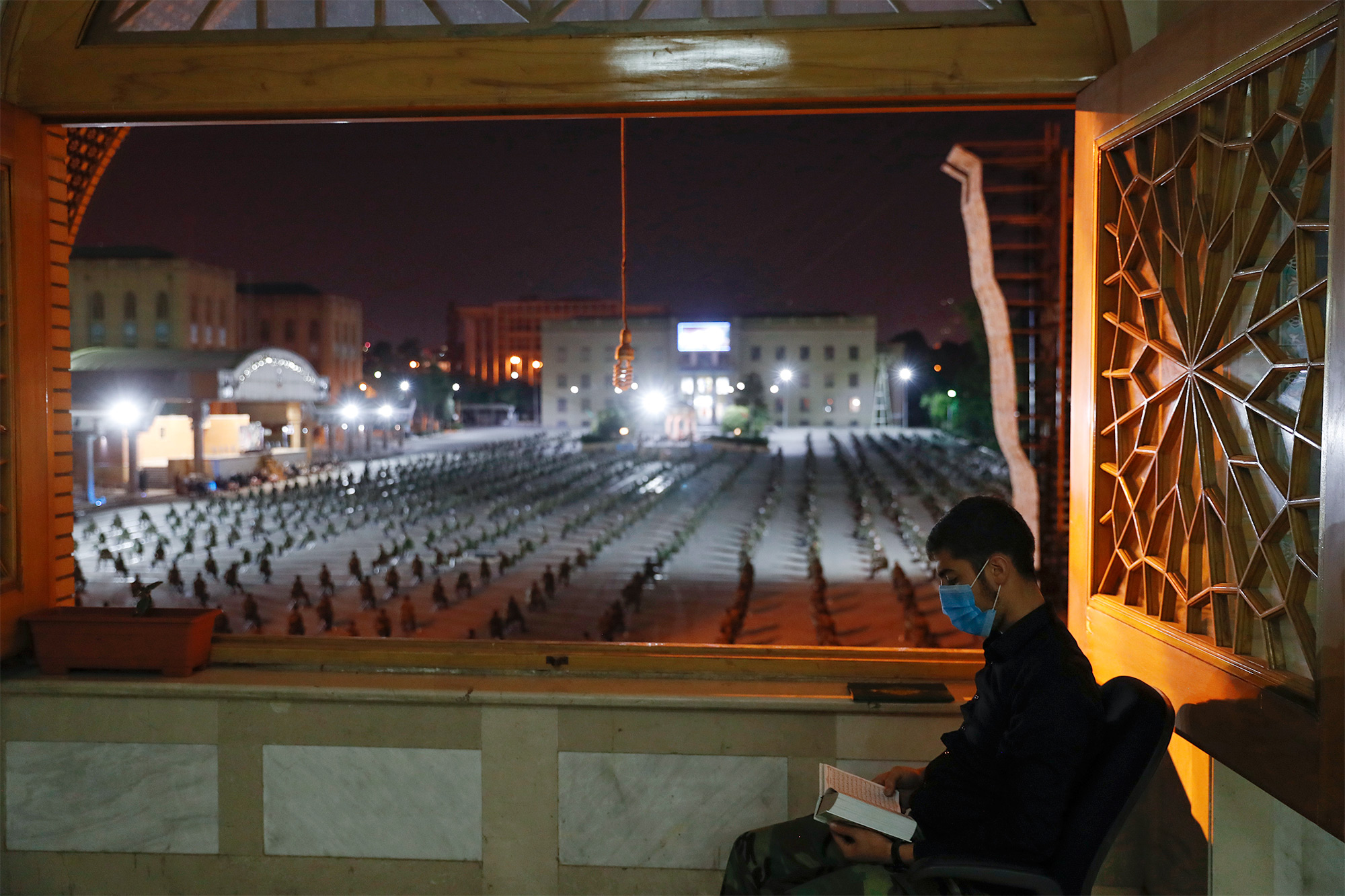 مراسم احیای شب بیست و یکم رمضان در دانشکده افسری امام علی (ع)
