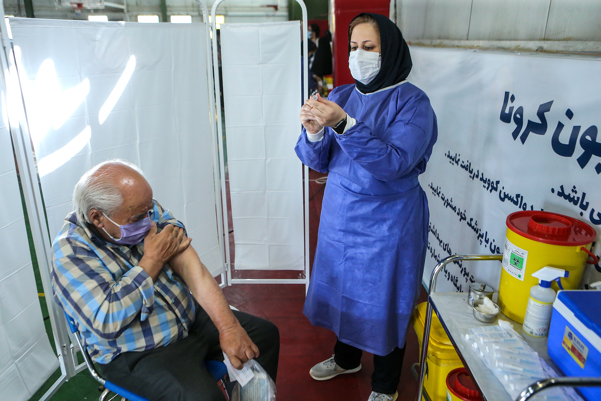 اولین مرکز واکسیناسیون تجمیعی کرونا در غرب تهران