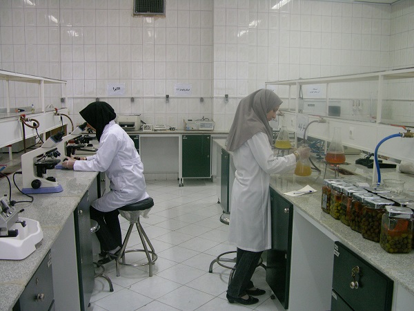 آزمایشگاه دانشگاه آزاد اسلامی واحد فلاورجان
