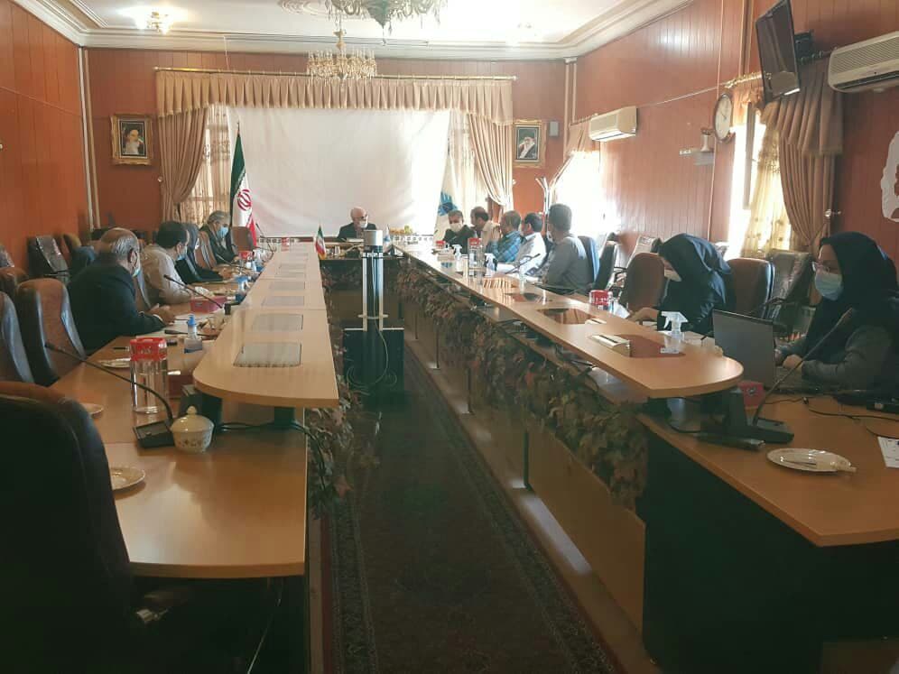 نشست کمیسیون دائمی هیئت امنای دانشگاه‌ آزاد اسلامی استان کردستان برگزار شد