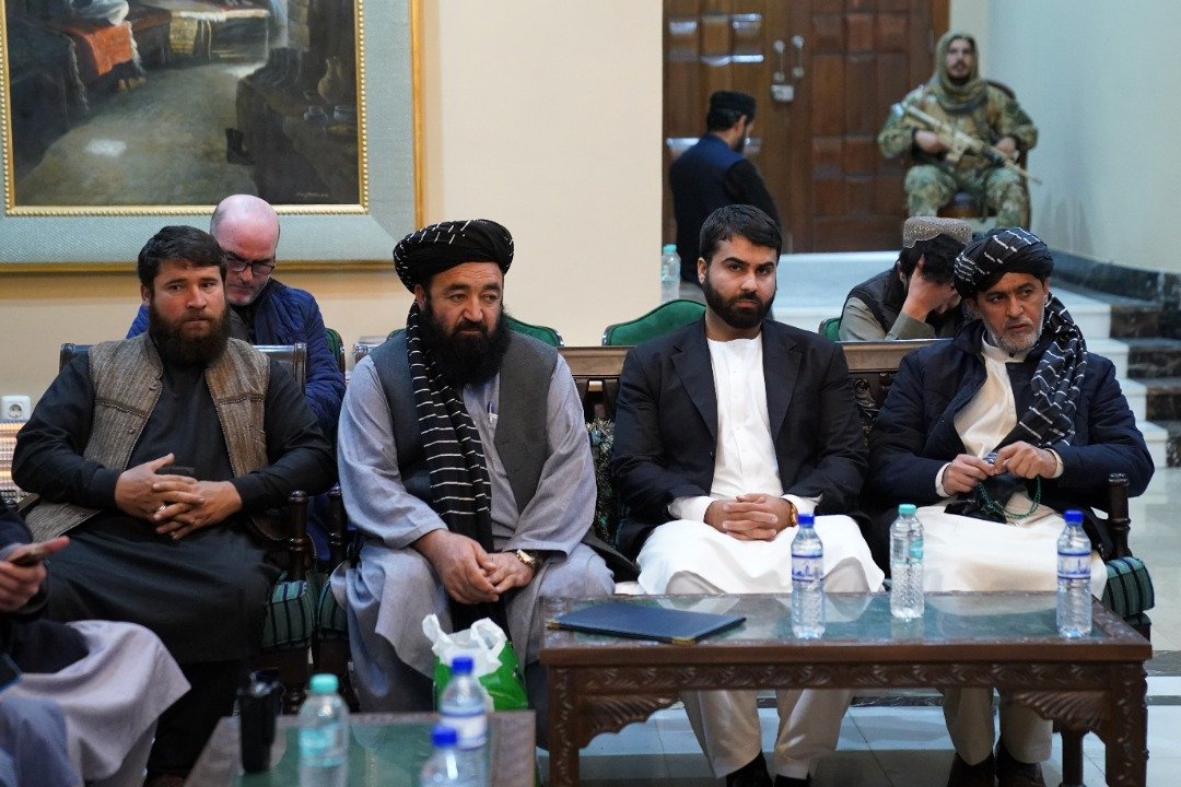 دیدار طالبان با شیعیان
