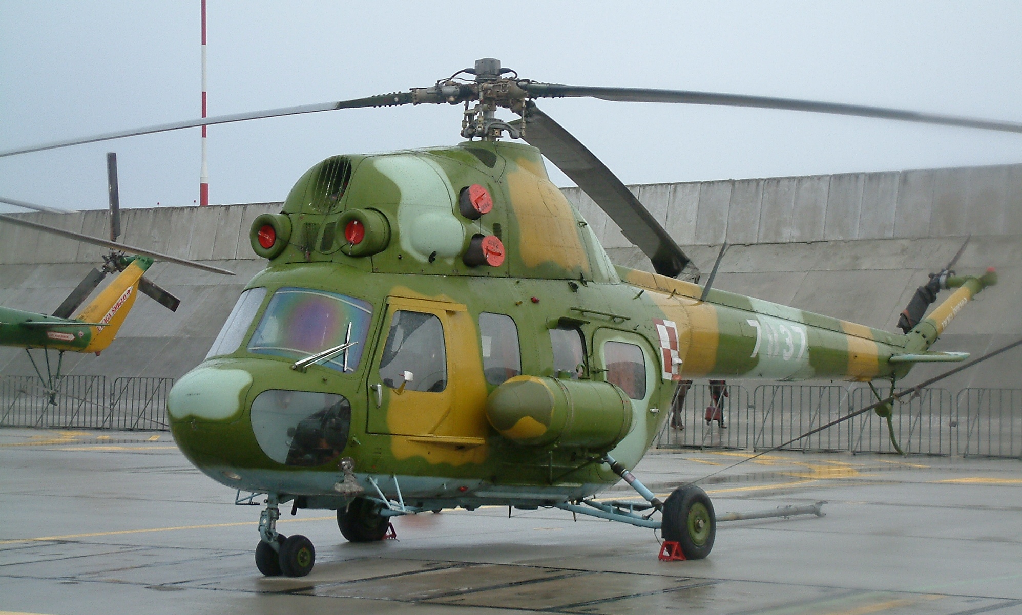 بالگرد Mi-2