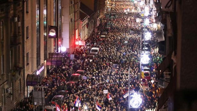 648x364_thousands-protest-against-serbian-president.jpg