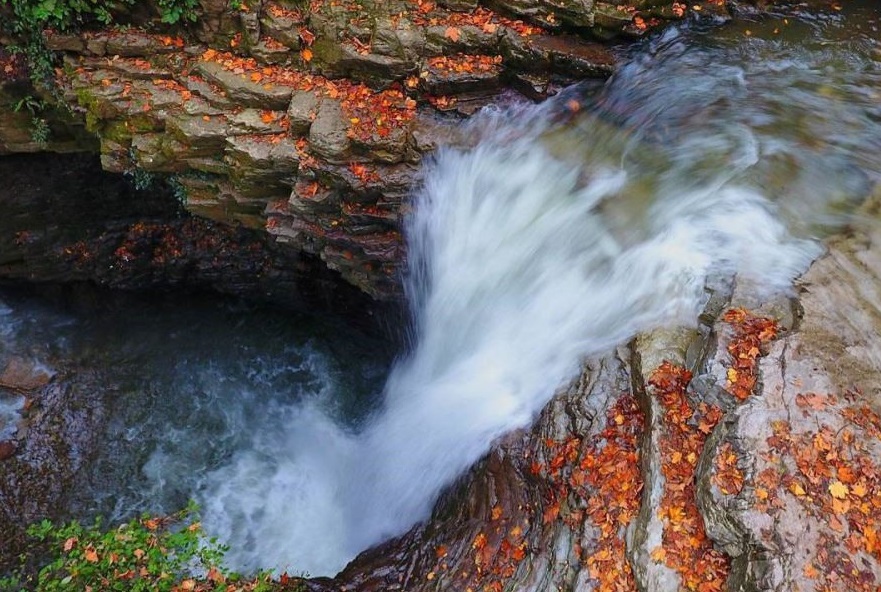 visadar-waterfall0.jpg