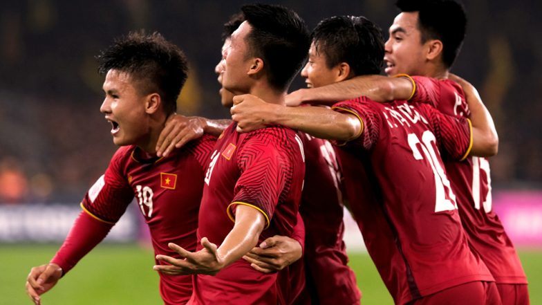 Vietnam-Football-Team-GettyImages-1080929524-60-784x441.jpg