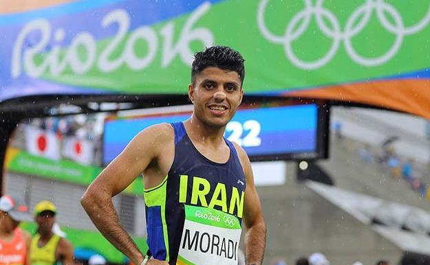 Mohammad_Jafar_Moradi_at_2016_Summer_Olympics_marathon_competition.jpg