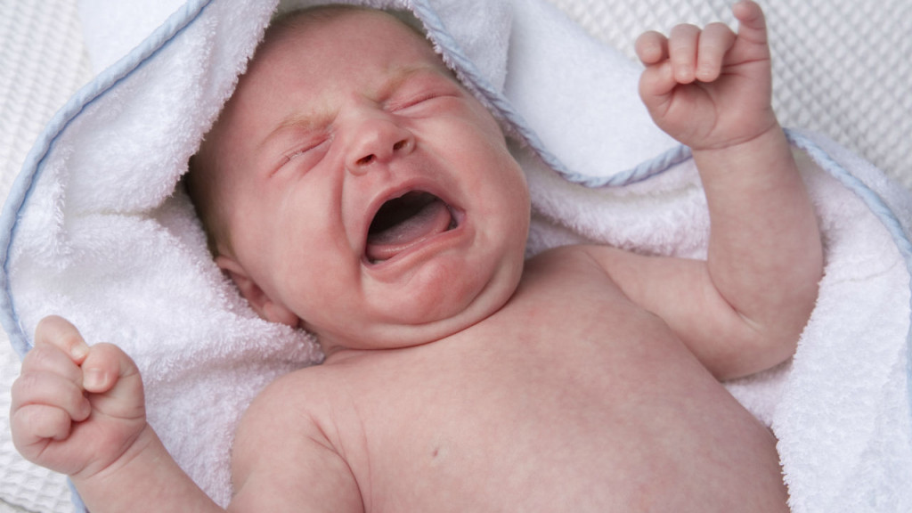 how-to-know-when-your-babys-spit-up-is-actually-gerd-1024x576-1526675063.jpg