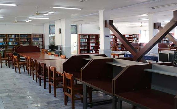 کتابخانه-دانشگاه-آزاد-اسلامی-آزادشهر.jpg