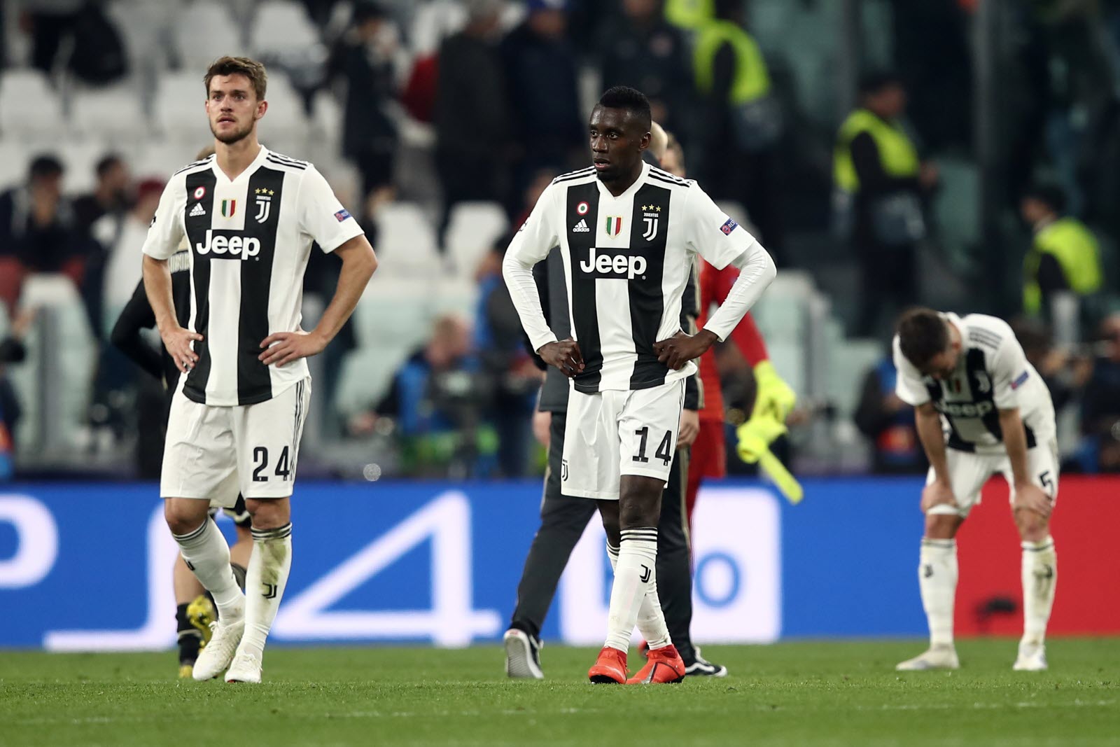 daniele-rugani-et-blaise-matuidi-sont-gueris-du-covid-19-photo-isabella-bonotto-afp-1586958113.jpg