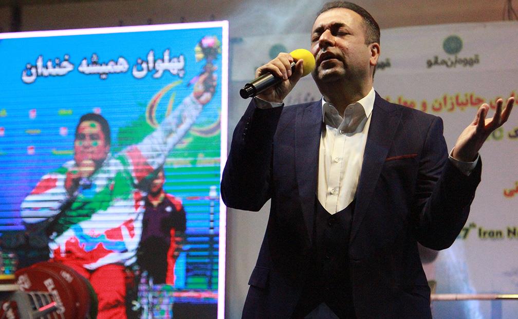 قطعه موسیقایی «پهلوان خندان» با صدای «پیام عزیزی» و با یاد «سیامند رحمان» منتشر شد 3(1).jpg