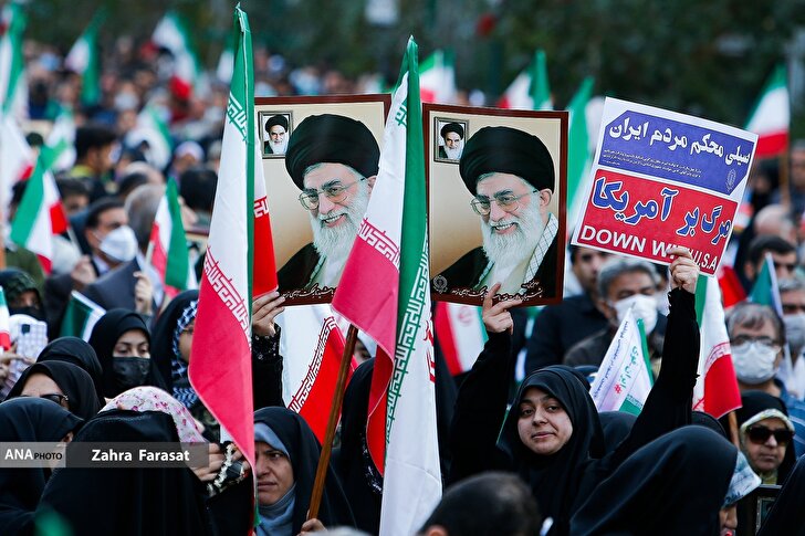صور عن مسیرات بمناسبة یوم مقارعة‌ الاستکبار العالمي في ایران