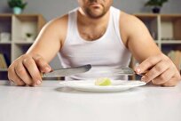 Scientists Identify Simple, Effective Way to Reduce Calorie Intake without Trying
