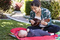 Singing to Babies Improves Their Mood