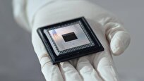 Harvard Just Collapsed Quantum Computer onto Chip