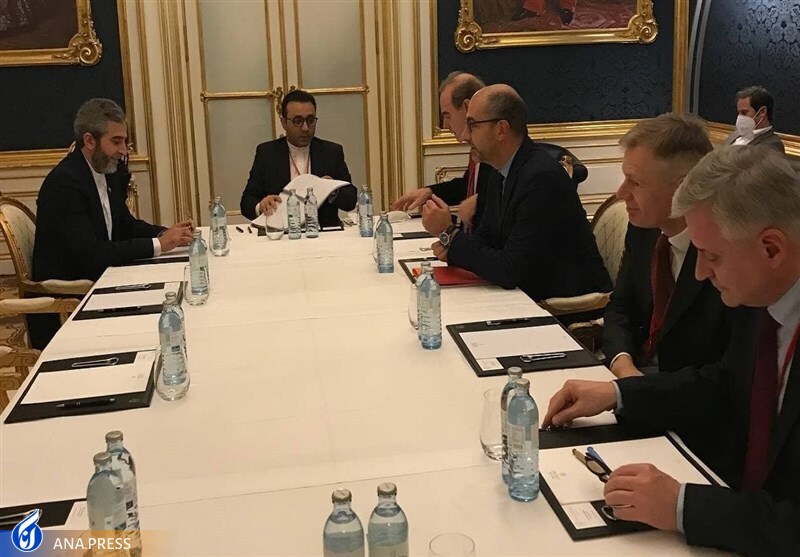 ایران باید تصمیم نهایی خود را درباره «برجام» بگیرد ایران باید تصمیم نهایی خود را درباره «برجام» بگیرد