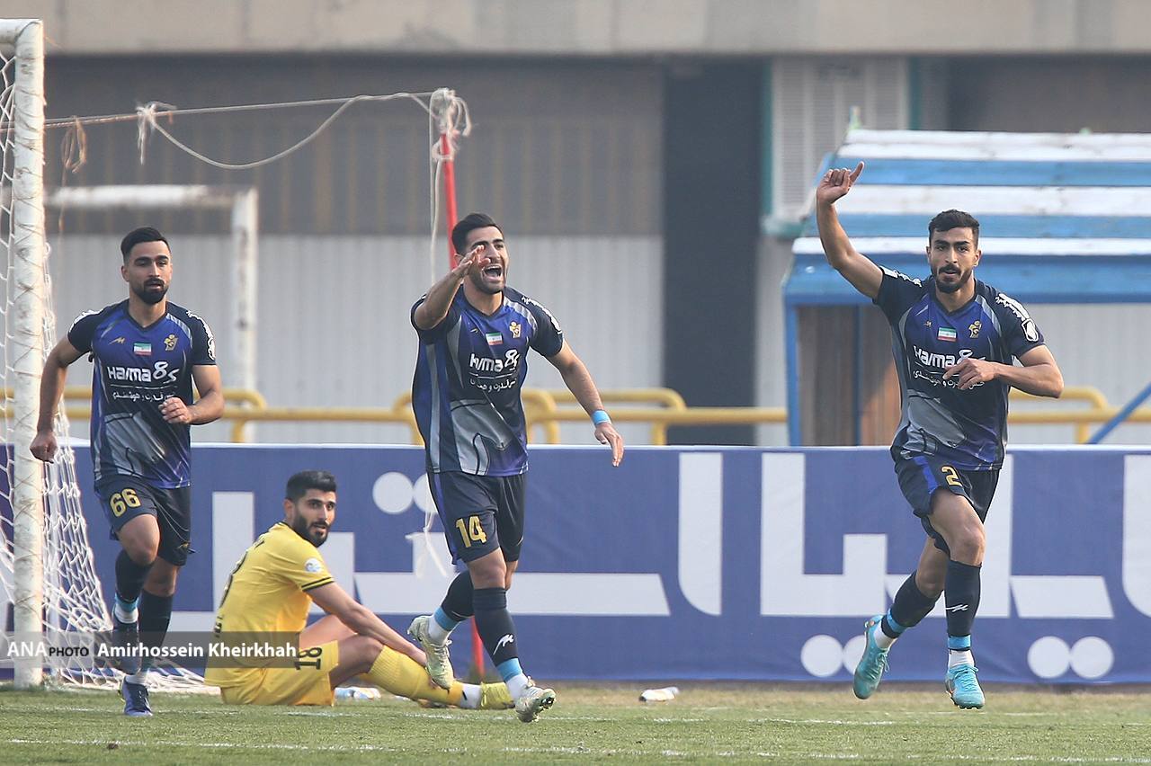 شادی گل پیکانیها پس از فتح دروازه سپاهان+تصاویر شادی گل پیکانیها پس از فتح دروازه سپاهان+تصاویر