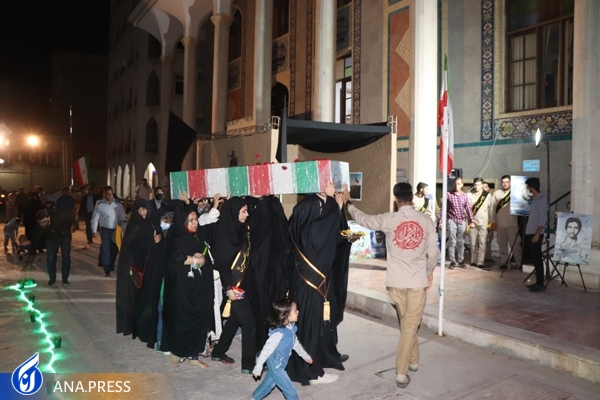 استقبال از شهدای گمنام جنگ تحمیلی در دانشگاه آزاد بندرعباس استقبال از شهدای گمنام جنگ تحمیلی در دانشگاه آزاد بندرعباس