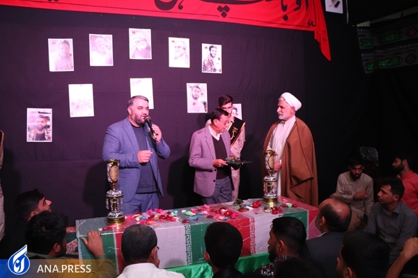 استقبال دانشگاهیان از شهدای گمنام در بندرعباس استقبال دانشگاهیان از شهدای گمنام در بندرعباس