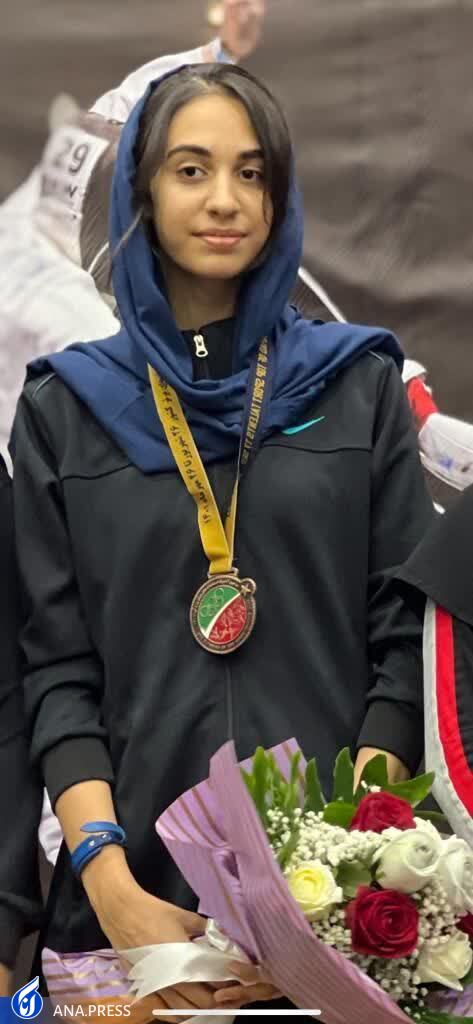 دانشآموز سما به اردوی تیم ملی شمشیربازی دعوت شد دانشآموز سما به اردوی تیم ملی شمشیربازی دعوت شد