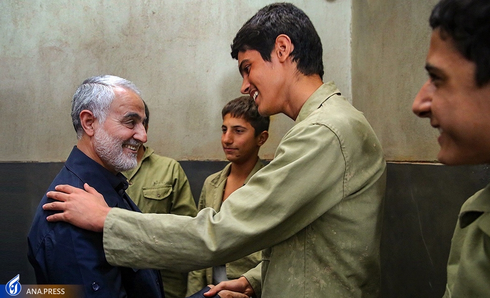 سه سال از شهادت سردار سپهبد حاج قاسم سلیمانی میگذرد سه سال از شهادت سردار سپهبد حاج قاسم سلیمانی میگذرد