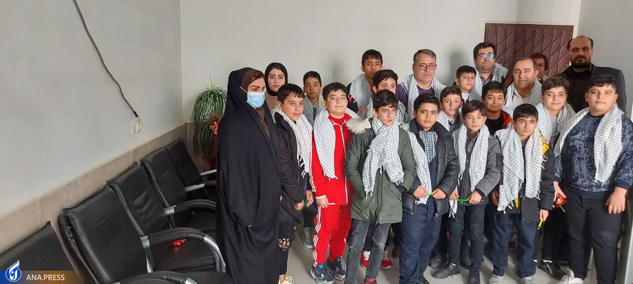 عاقبتبهخیری نسل جوان انقلاب در پیروی از رهبری عاقبتبهخیری نسل جوان انقلاب در پیروی از رهبری