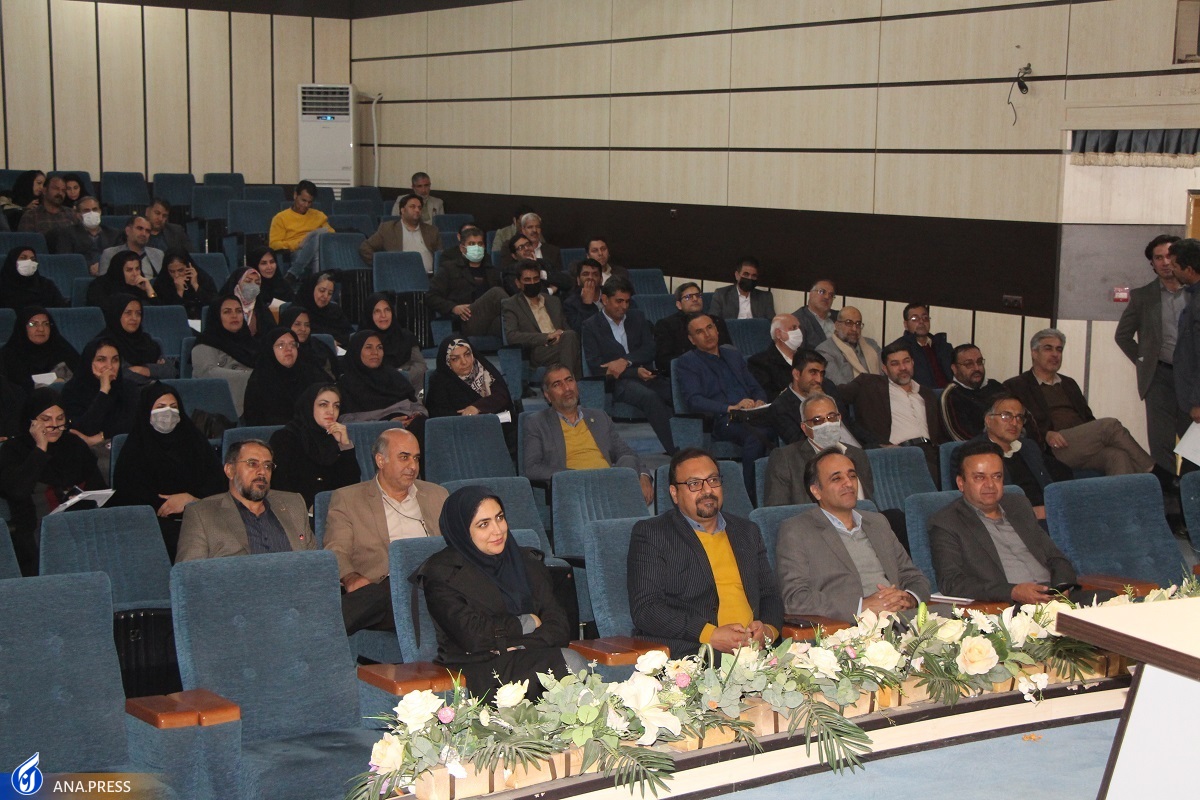 نگاه بخش بزرگی از جامعه در سبک زندگی به جامعه نخبگانی است نگاه بخش بزرگی از جامعه در سبک زندگی به جامعه نخبگانی است