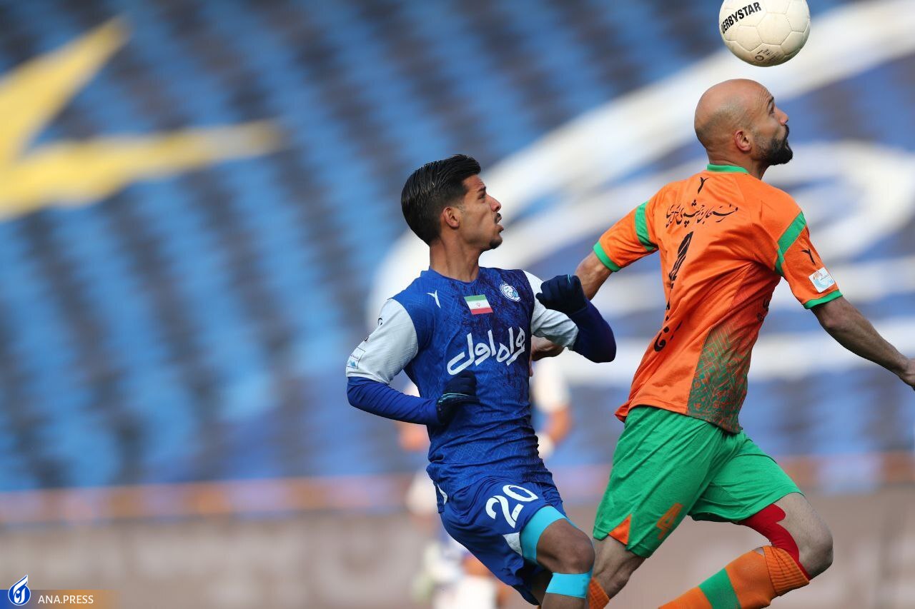 آمار ضعیف گرانترین بازیکن استقلال تا هفته آخر نیم فصل آمار ضعیف گرانترین بازیکن استقلال تا هفته آخر نیم فصل