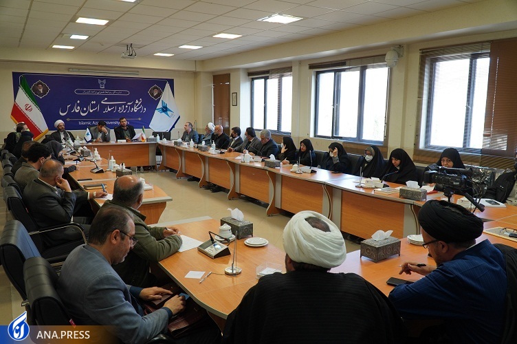 اشتغال دانشجویان به مهارت نباید آنان را از مبانی اندیشهای بازدارد اشتغال دانشجویان به مهارت نباید آنان را از مبانی اندیشهای بازدارد