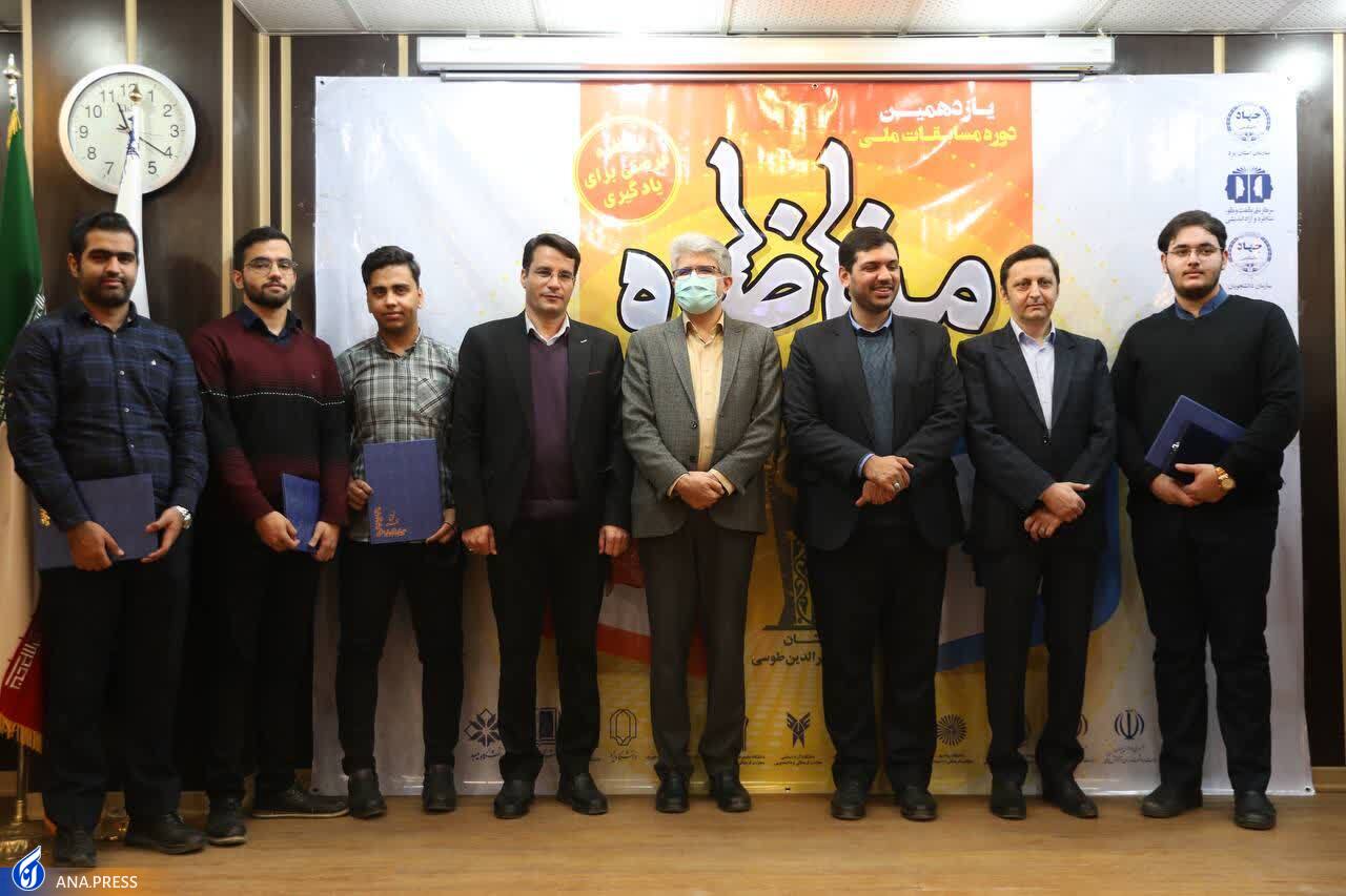 راهیابی نماینده دانشگاه آزاد اسلامی واحد یزد به مرحله کشوری مسابقات مناظره دانشجویی راهیابی نماینده دانشگاه آزاد اسلامی واحد یزد به مرحله کشوری مسابقات مناظره دانشجویی