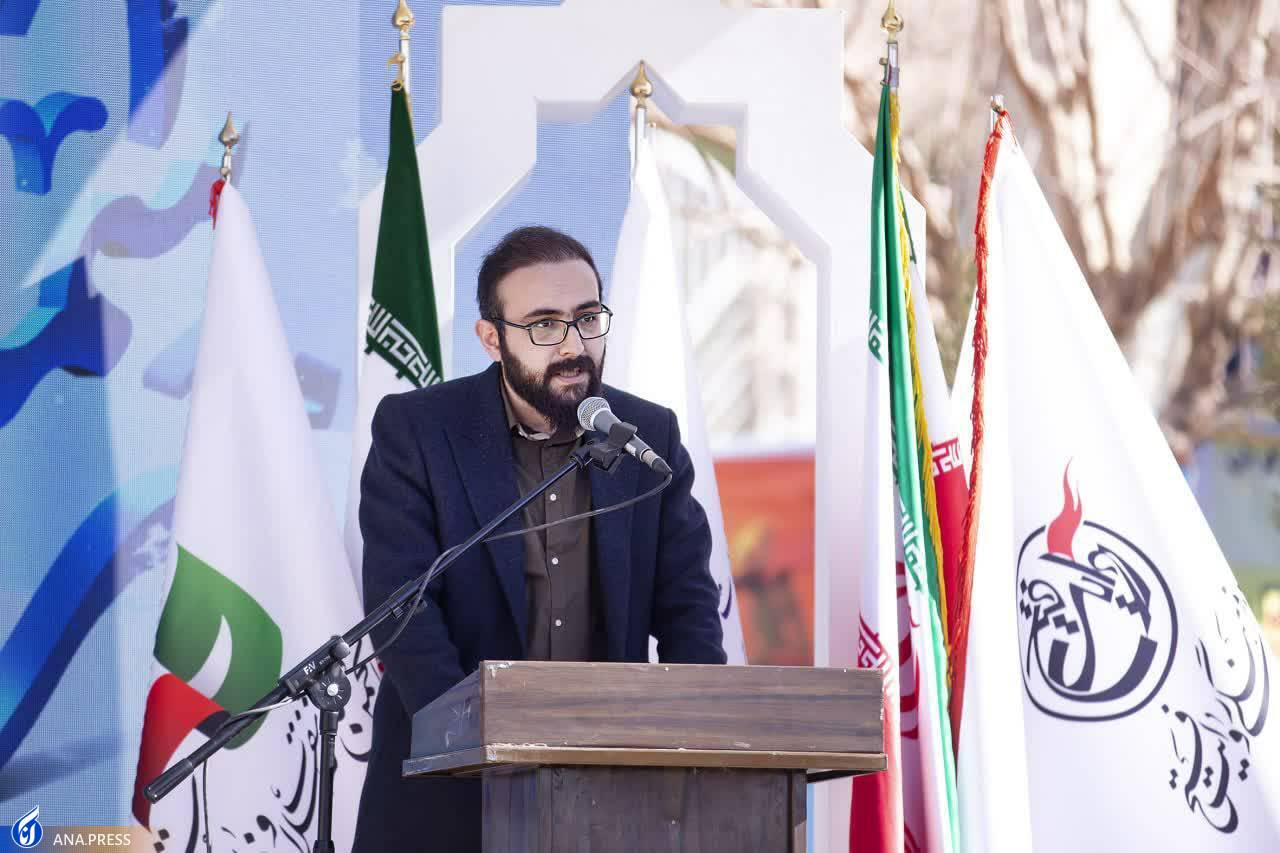 چراغهای چهارمین جشنواره تئاتر سردار آسمانی روشن شد/صبح 5 شنبه چراغهای چهارمین جشنواره تئاتر سردار آسمانی روشن شد/صبح 5 شنبه