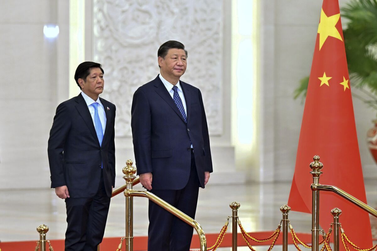 چین و فیلیپین بر حل دوستانه اختلافات دریایی توافق کردند