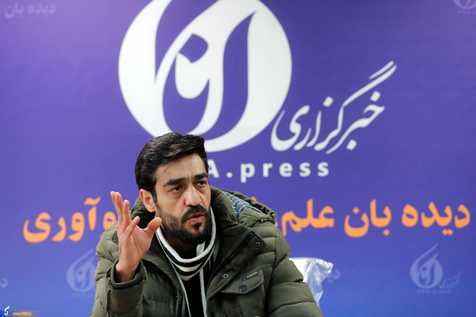 نمایش های مرتبط با حاج قاسم باید بدون شعار حرفش را به مخاطب بزند