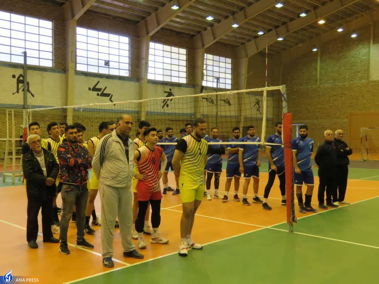 تیم بابل قهرمان مسابقات والیبال منطقه ۳ دانشگاه آزاد شد تیم بابل قهرمان مسابقات والیبال منطقه ۳ دانشگاه آزاد شد