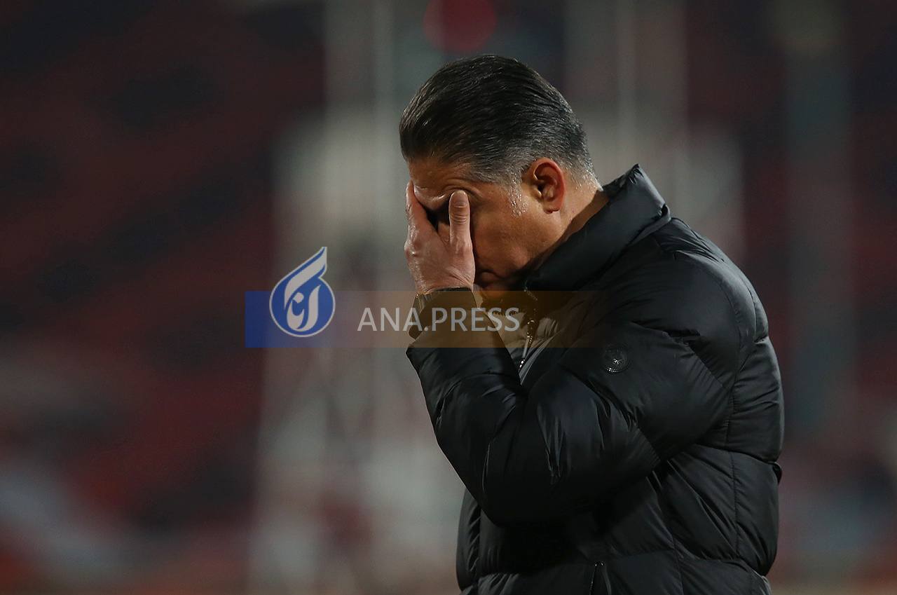 شکست شاگرد مقابل استاد به روایت تصویر شکست شاگرد مقابل استاد به روایت تصویر