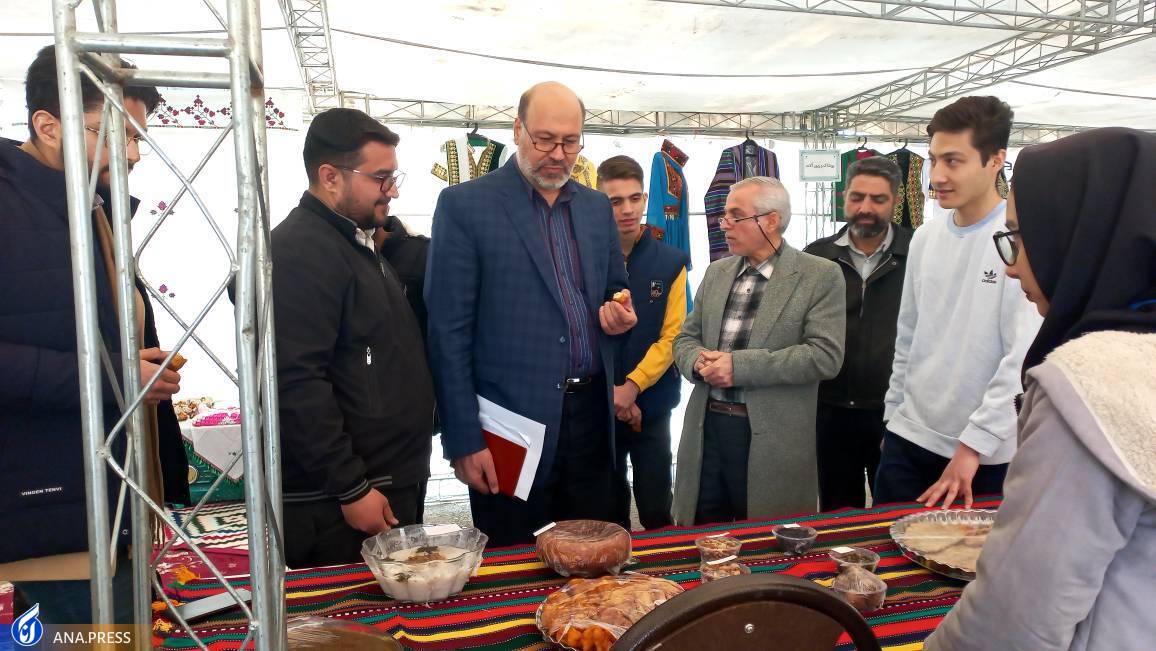 «یاقوت سرخ» حُسن ختام نمایشگاه اشتراکات فرهنگی ایران و افغانستان «یاقوت سرخ» حُسن ختام نمایشگاه اشتراکات فرهنگی ایران و افغانستان