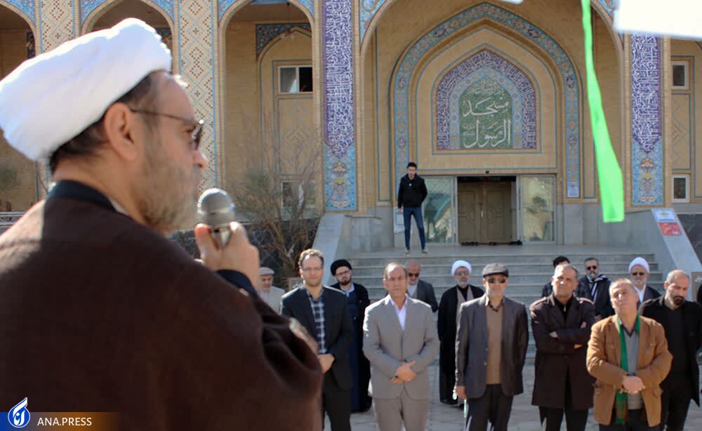 دشمن تلاش دارد مردم را نسبت به تعهدان بیتفاوت کند دشمن تلاش دارد مردم را نسبت به تعهدان بیتفاوت کند