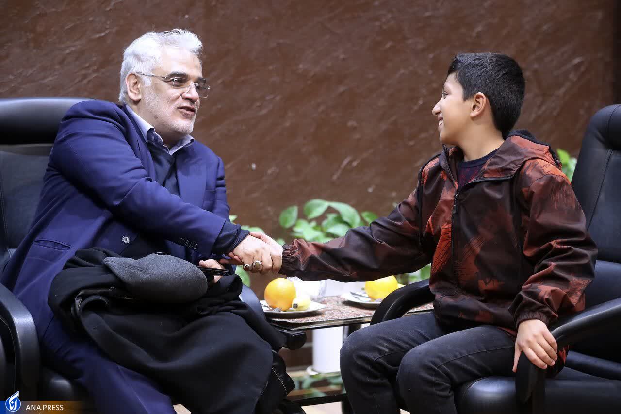 دلجویی دکتر طهرانچی از خانواده شهید مدافع حرم