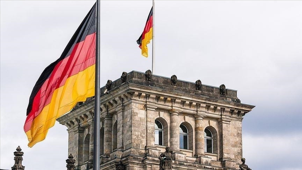 آلمان ضمانت‌های مربوط به سرمایه‌گذاری و اعتبار صادرات با ایران را به حالت تعلیق درآورد