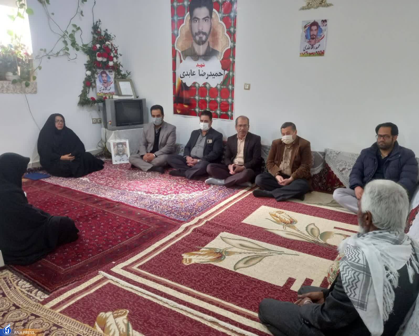 فرزندان سیستان و بلوچستان برای آسایش مردم از جان خود می‌گذرند