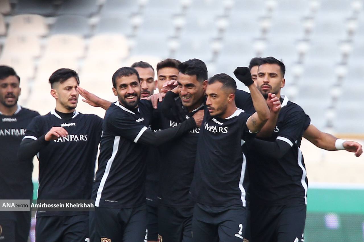 گزارش تصویری دیدار پرسپولیس مقابل ون پارس