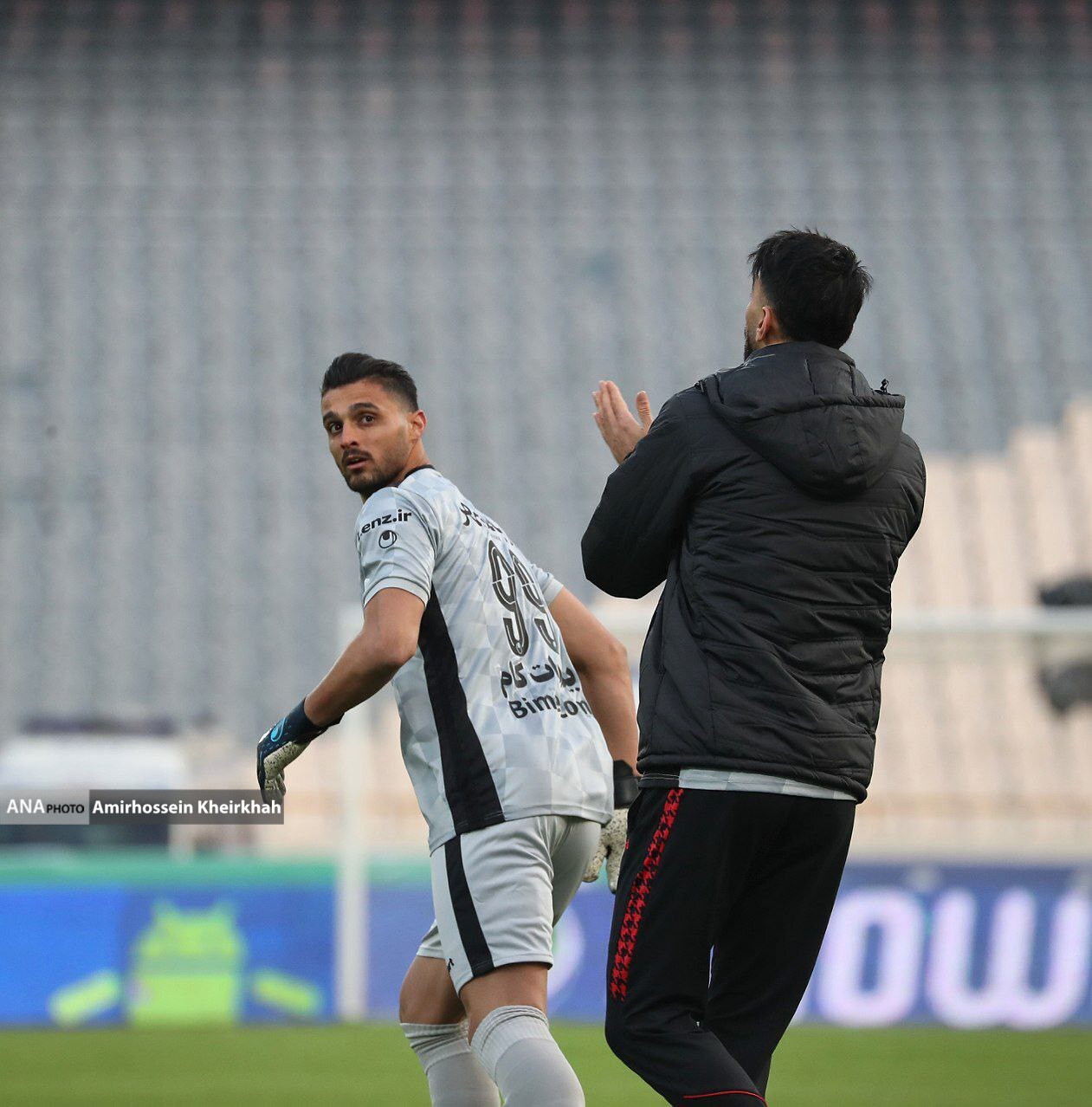 تب و تاب بیرانوند روی نیمکت پرسپولیس+تصاویر تب و تاب بیرانوند روی نیمکت پرسپولیس+تصاویر