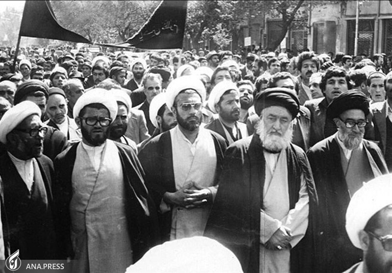 چرا از نورافشانی و هدایتبخشی ایام الله باید حفاظت کرد؟ چرا از نورافشانی و هدایتبخشی ایام الله باید حفاظت کرد؟