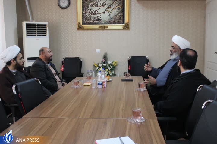 دانشگاه آزاد اسلامی به لحاظ فکری و نخبگانی به شهر پرند کمک میکند دانشگاه آزاد اسلامی به لحاظ فکری و نخبگانی به شهر پرند کمک میکند