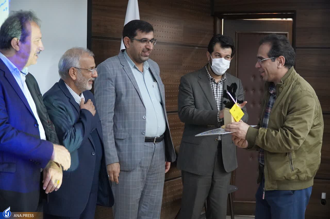 باید امکان اتصال دانشجویان با صنعت و محیط کار مهیا شود