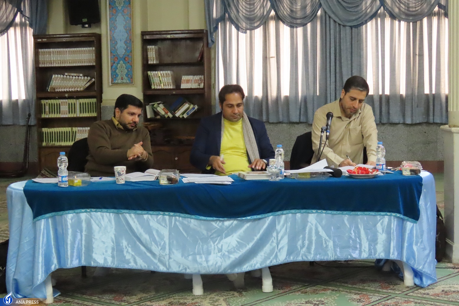 جزئیات بیست و هفتمین دوره مسابقات قرآن و عترت دانشگاه آزاد اسلامی در بخش شفاهی جزئیات بیست و هفتمین دوره مسابقات قرآن و عترت دانشگاه آزاد اسلامی در بخش شفاهی