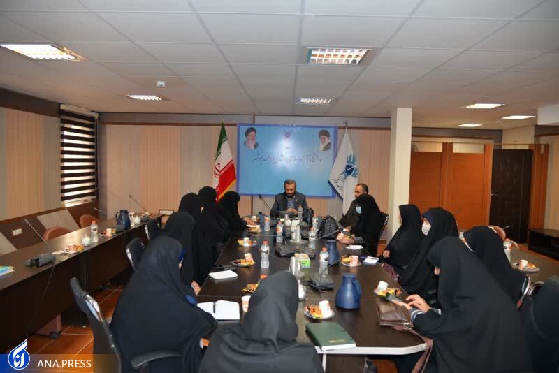 از نقشه دشمن برای شکاف میان «حوزه و دانشگاه» تا لزوم جهاد تبیین در حوزه «زن و خانواده» از نقشه دشمن برای شکاف میان «حوزه و دانشگاه» تا لزوم جهاد تبیین در حوزه «زن و خانواده»