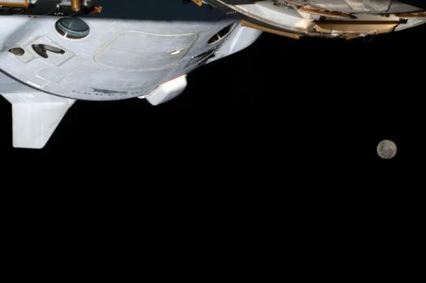 سفینه تامین اژدهای اسپیس ایکس به زمین میریزد سفینه تامین اژدهای اسپیس ایکس به زمین میریزد